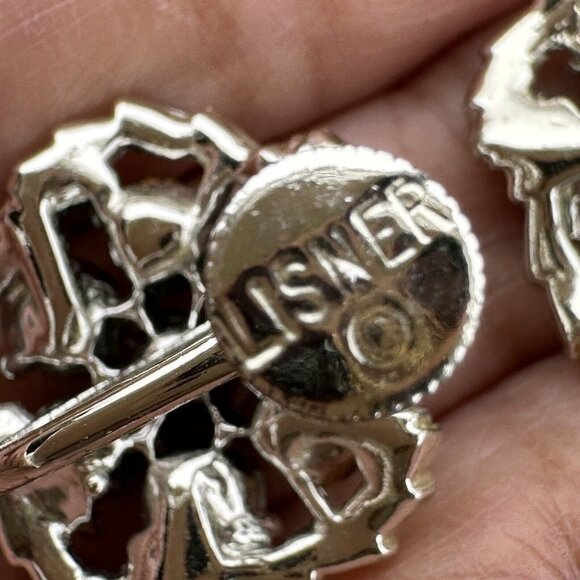 VTG Lisner Bloom Flower Earrings 0.75" Blue Aurora Borealis Crystals Signed MCM - Picture 6 of 7